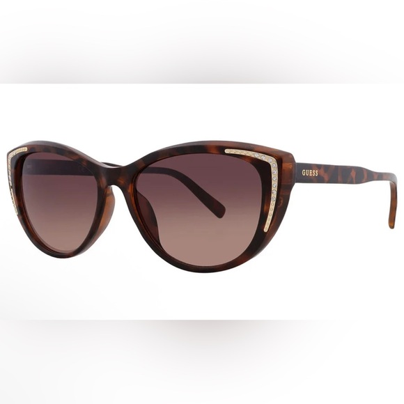 Guess Accessories - New Guess tortoiseshell sunglasses